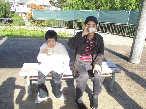 バラ公園 2  R7【生活介護】