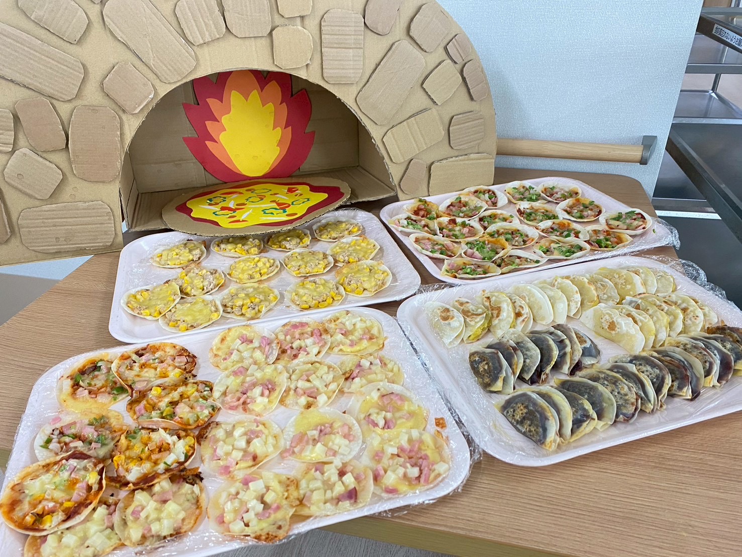餃子の皮でピザパーティー🍕