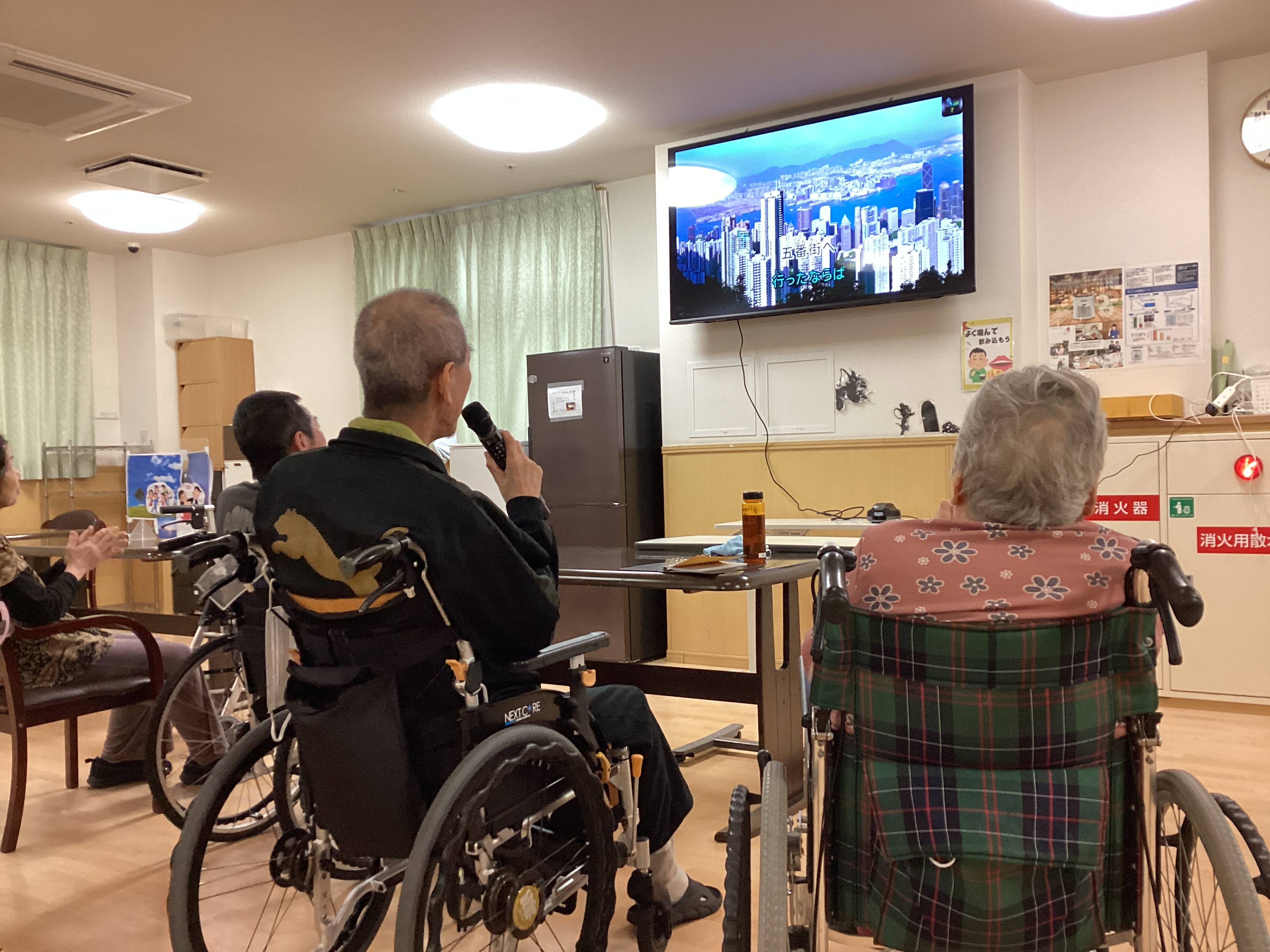 カラオケ機導入