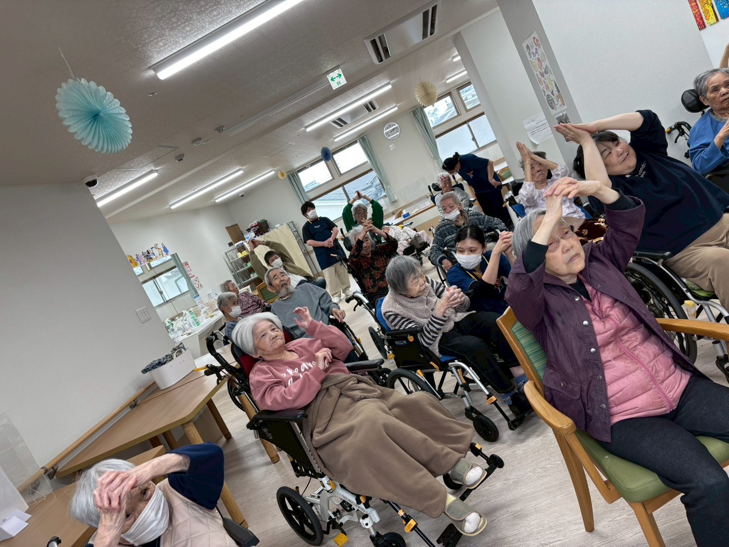 ヘッドリフレッシュ🧠̟ͪ、顔ヨガ🧘🏻‍♀️、体操🤸‍♂️